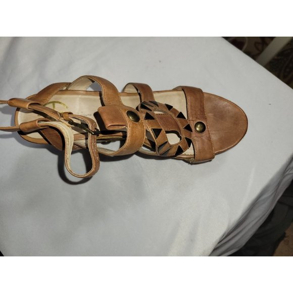 HOUSE OF HARLOW 1960 Vintage style Leather Wedge Heels Sandals Metal Buttons - Picture 4 of 7